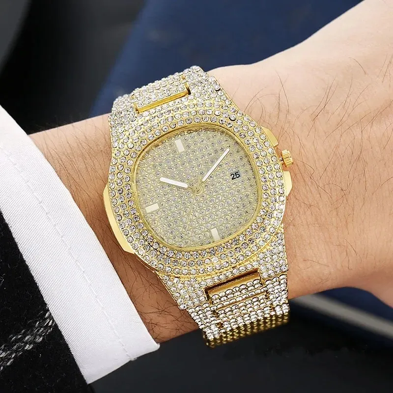 Reloj De Acero Plateado Con Diamantes 