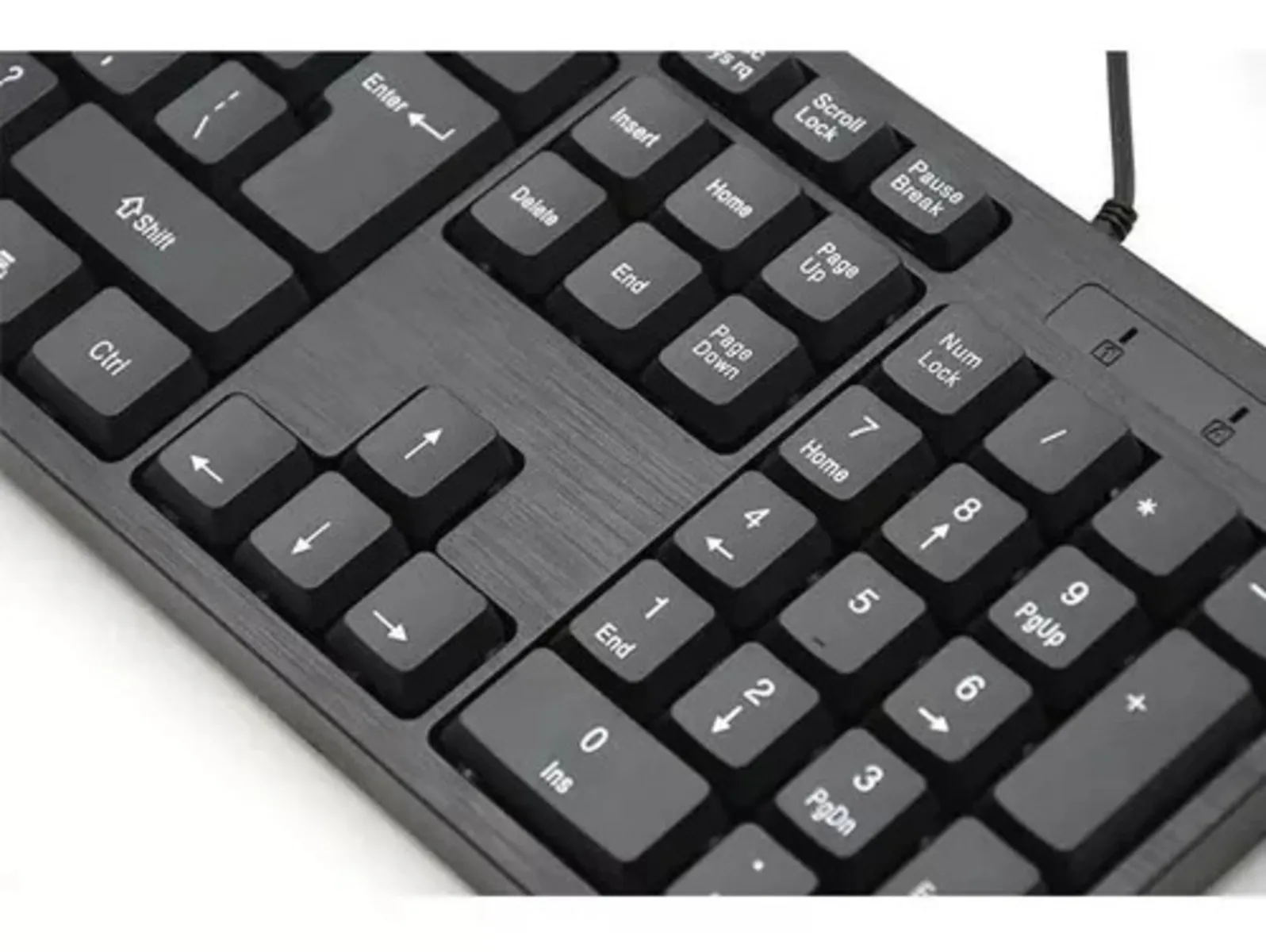 Combo Teclado Y Mouse Óptico Usb En Español Incluye Ñ