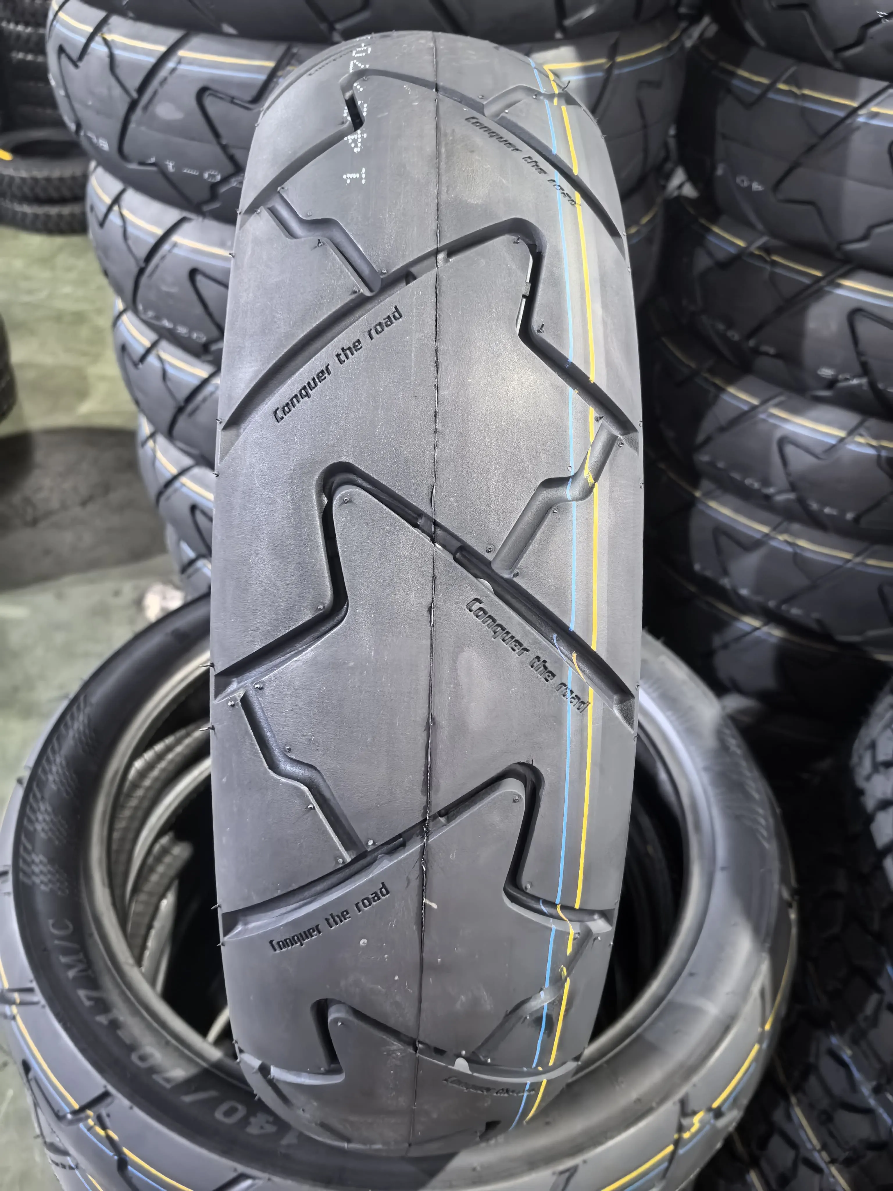 Llanta 140/70-17 Sellomatica NS200, FZ, CB160, Gixxer