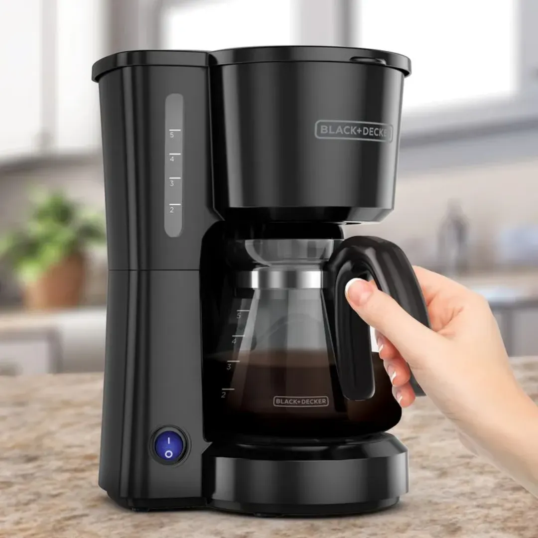 Cafetera BLACK+DECKER CM0750B