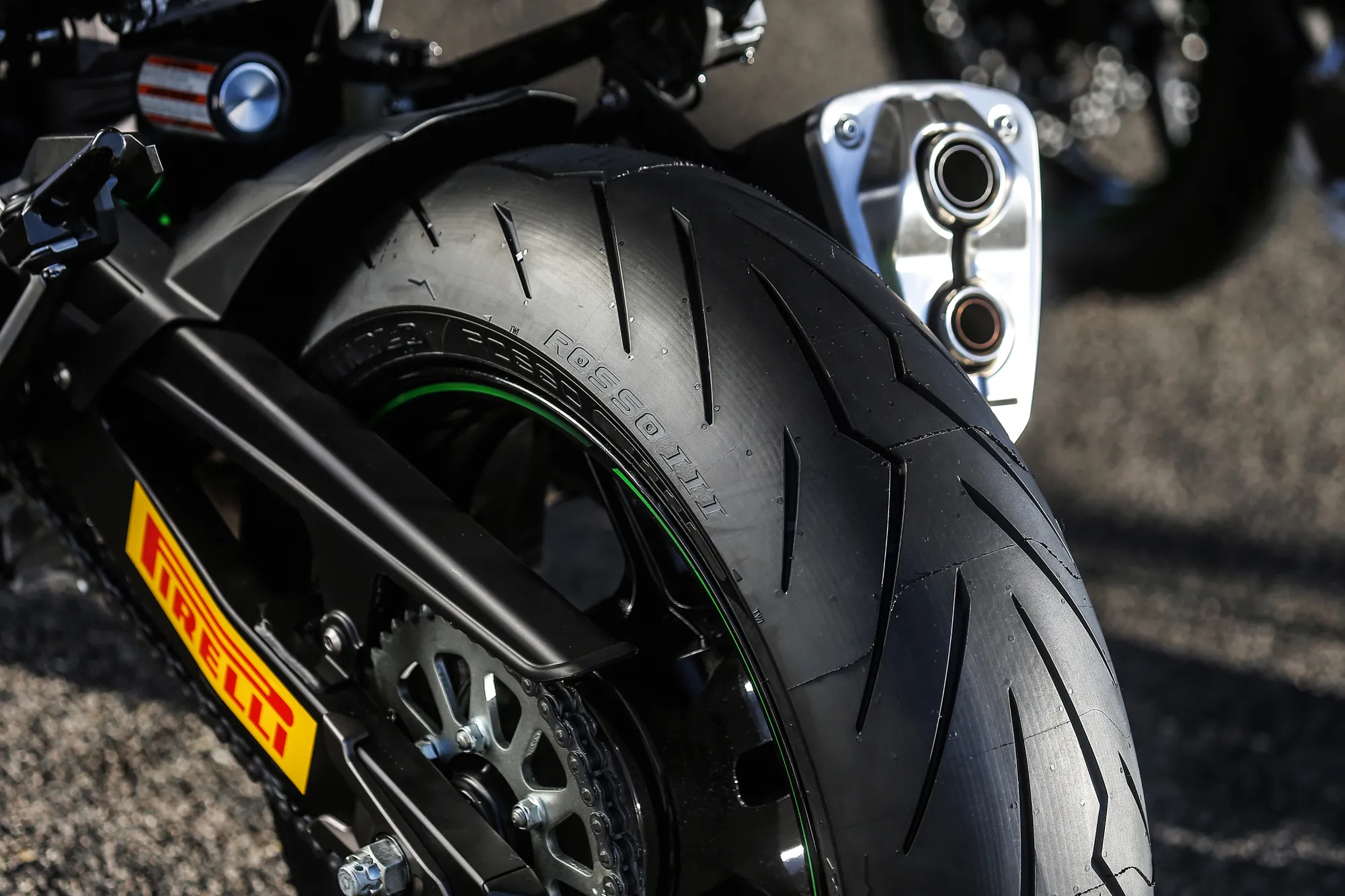 Llanta 110/70-17 Pirelli Diablo Rosso 3 Radial Tl