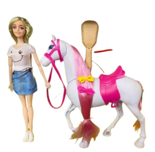 Muñeca Articulada Con Caballo Y Accesorios