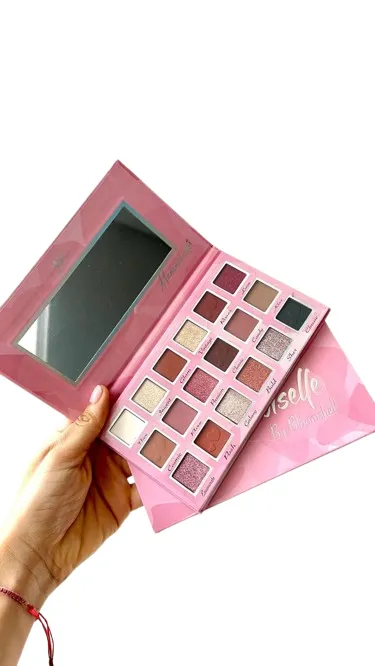 Paleta de sombras Mademoiselle Bloomshell