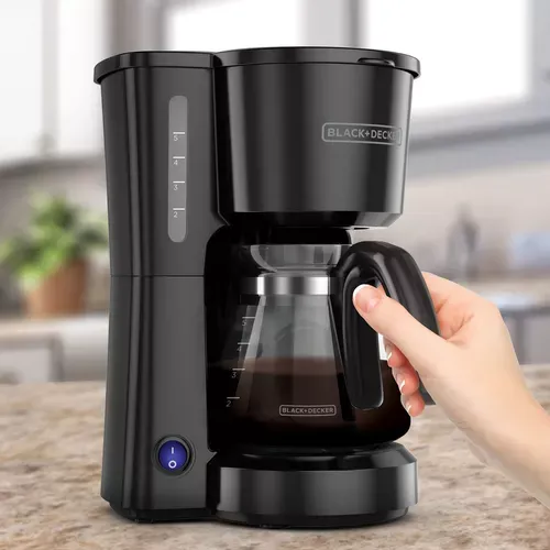 Cafetera 5 Tazas Black+decker Filtro Permanente Color Negro