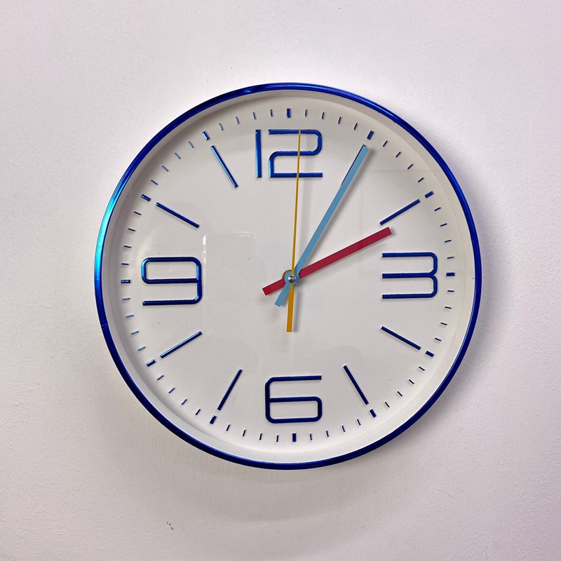 Reloj Pared Moderno 20 Cm Analógico Pvc Cocina Living Color