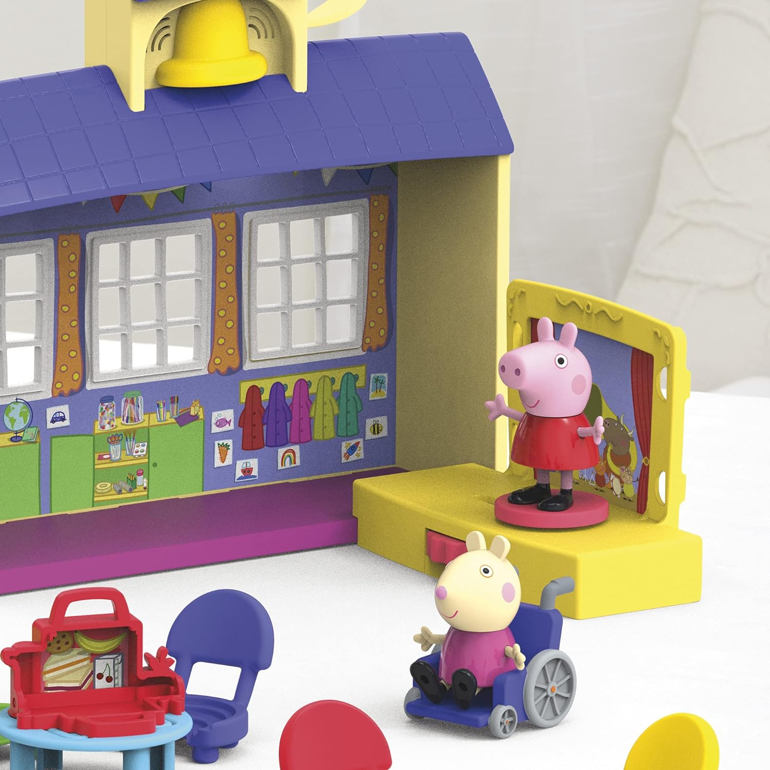 Peppa Pig y sus amigos de campamento (mini figuras)